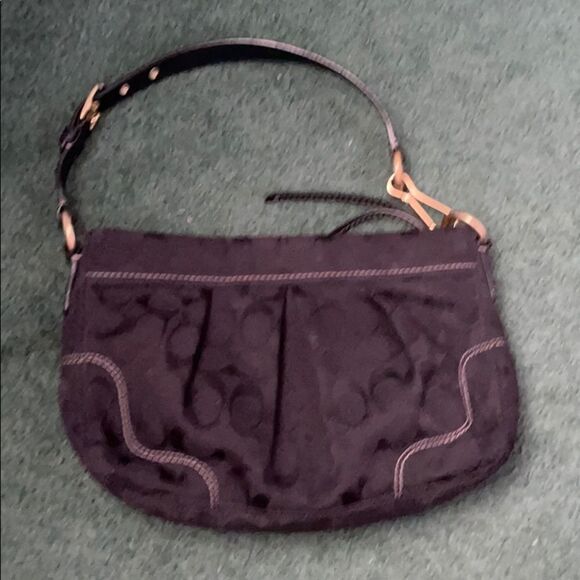 Coach bag  - Picture 1 of 3